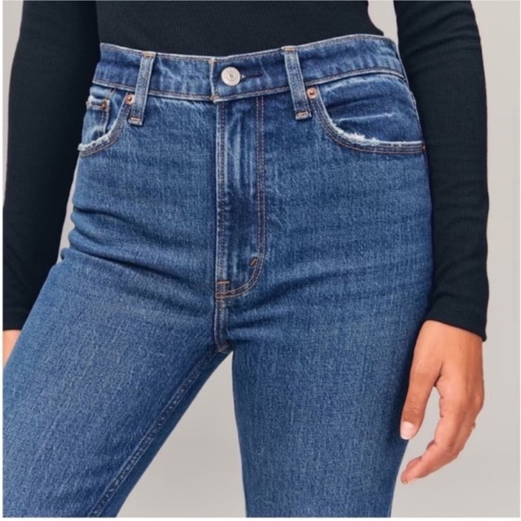 Abercrombie & Fitch Ultra High Rise 70s Vintage Flare Jean - Picture 3 of 7